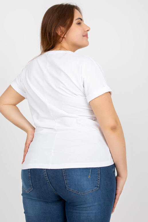 Valge plusssuuruses trükiga T-särk