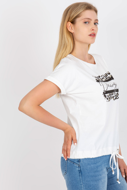 Valge puuvillane suures suuruses...