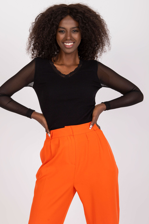 Must soonikuga pluus pitsi ja...