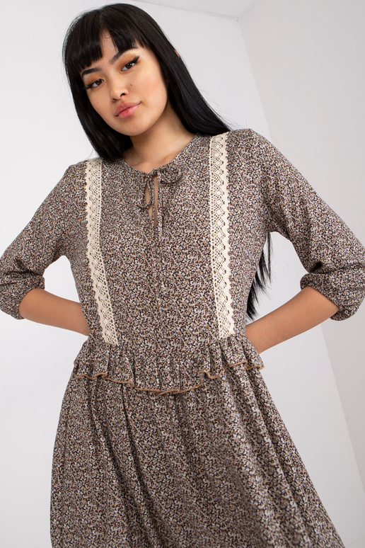 Pruun vabaajakleit 3/4 varrukatega...