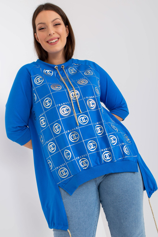 Tumesinine lahtine suures suuruses...