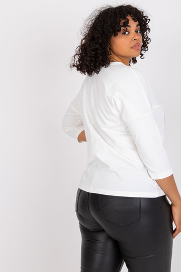 Ecru pluss suuruses pluus... 2