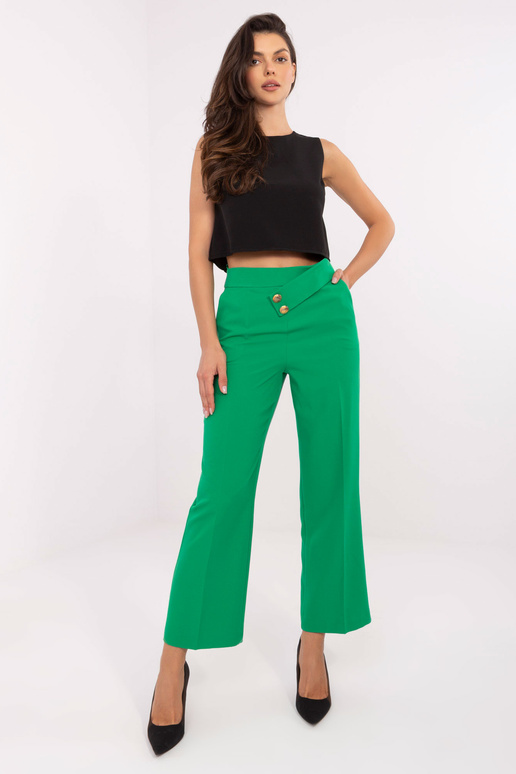 Rohelised elegantsed taskutega...