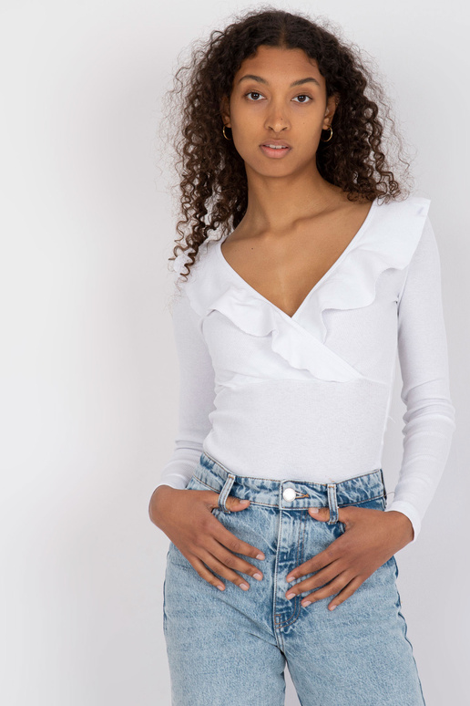 Valge soonikuga põhipluus V-kaelusega...