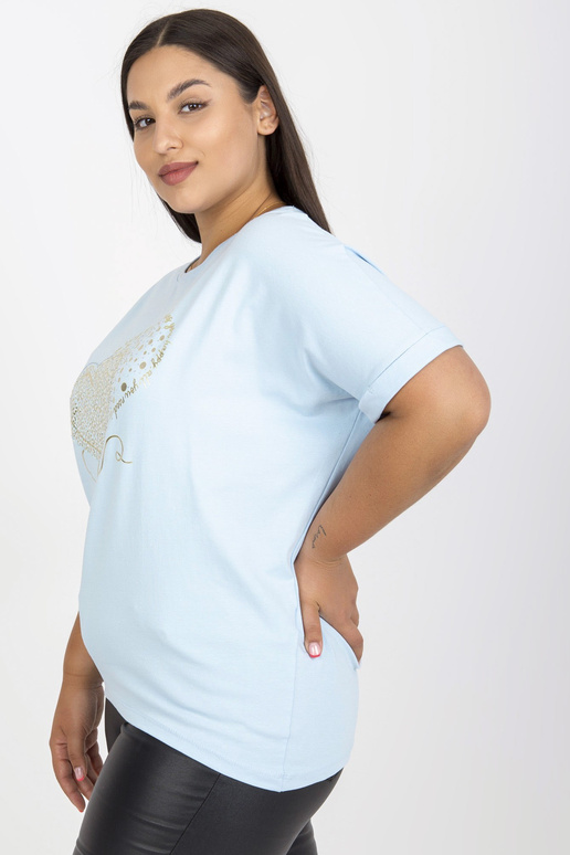 Helesinine plusssuuruses trükiga T-särk