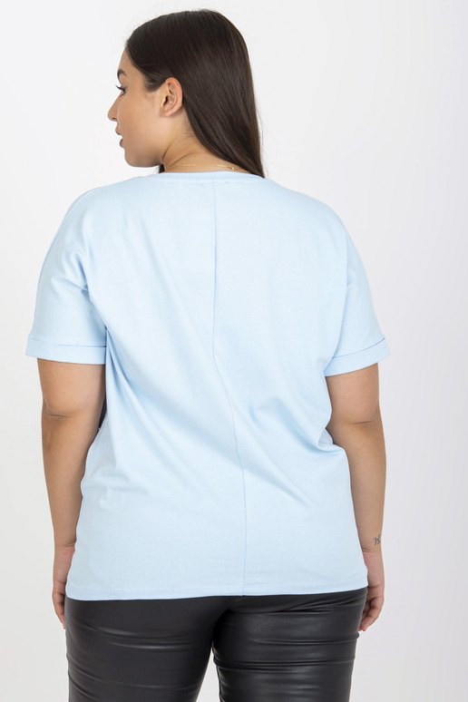 Helesinine plusssuuruses trükiga T-särk