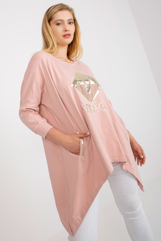 Määrdunud roosa pluss suuruses pikk...