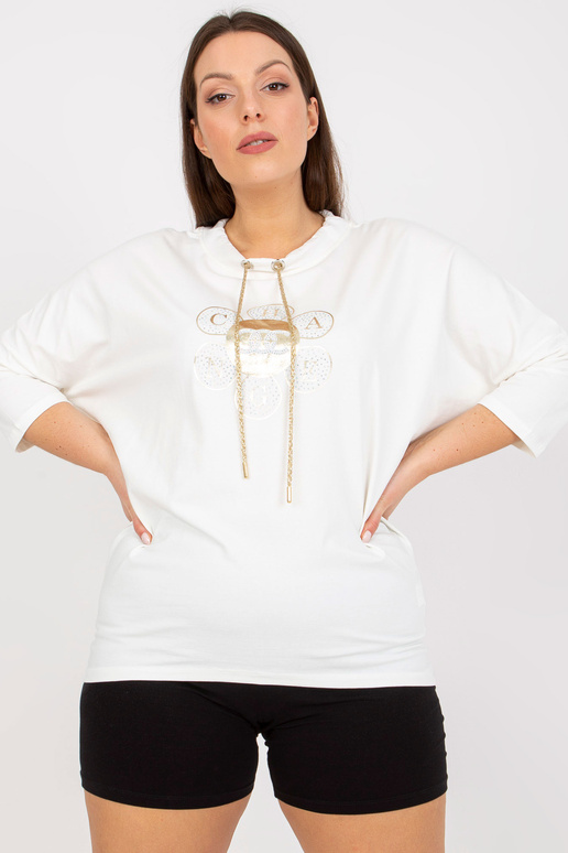 Ecru pluss suuruses aplikatsiooni ja...