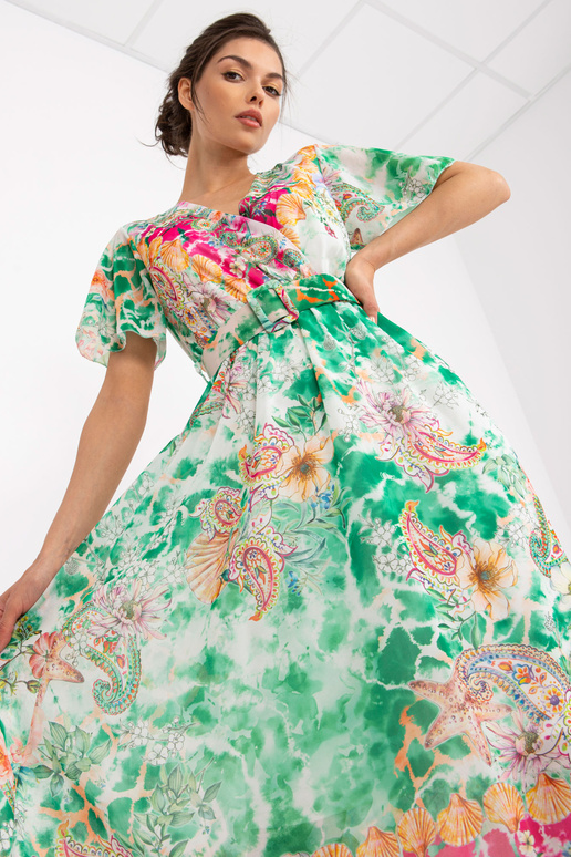 Roheline lühikeste varrukatega midikleit Roheline lühikeste varrukatega midikleit