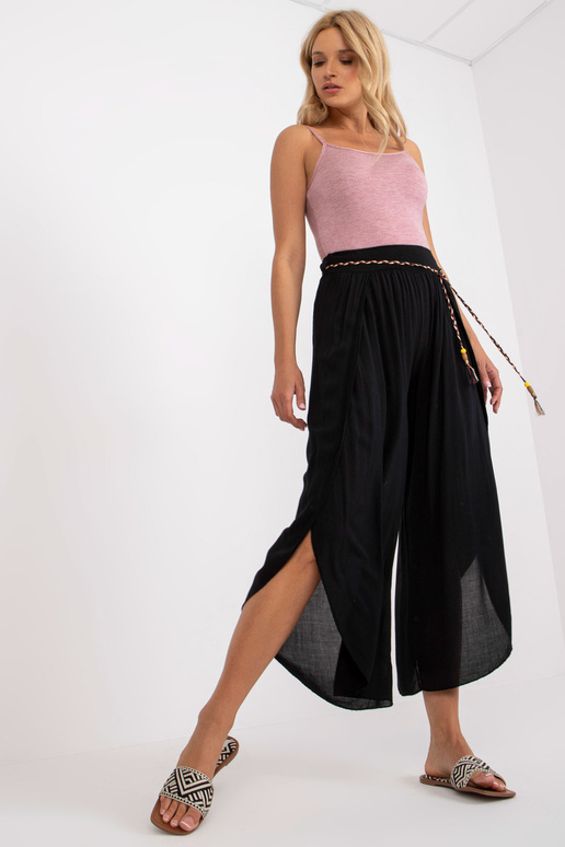 Mustad piludega püksid OCH BELLA Mustad piludega püksid OCH BELLA