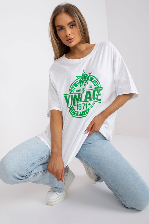 Valge ja roheline aplikatsiooniga... Valge ja roheline aplikatsiooniga...