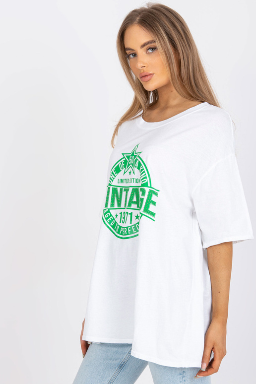 Valge ja roheline aplikatsiooniga... Valge ja roheline aplikatsiooniga...