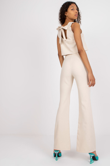 Helebeež naiste elegantne...