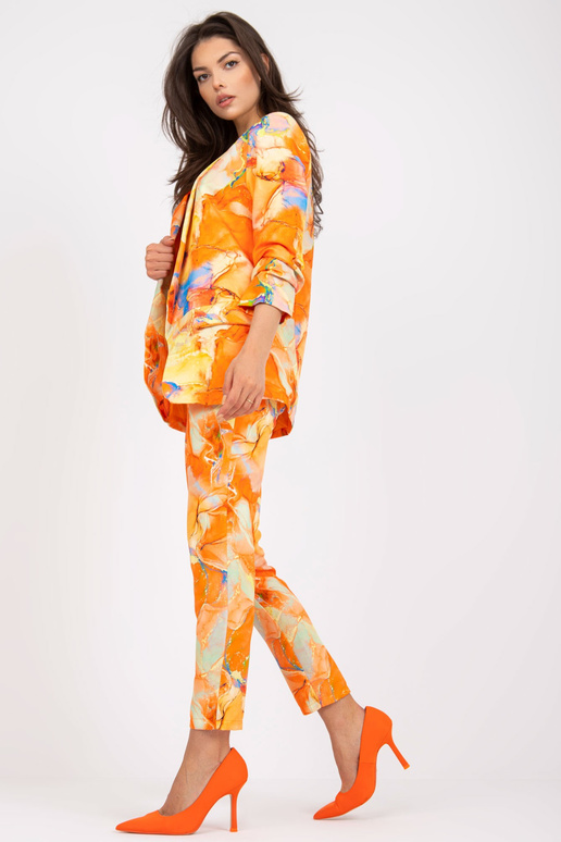 Oranž naiste bleiser trükistega Oranž naiste bleiser trükistega