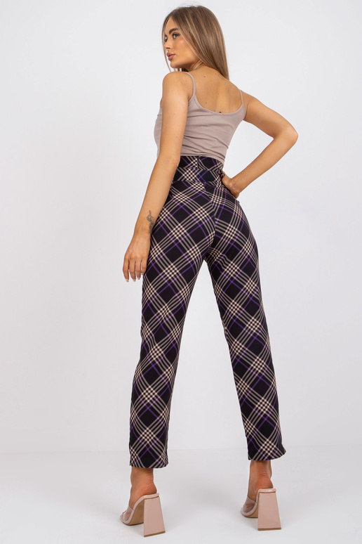 Mustad ja lillad kõrge vöökohaga...