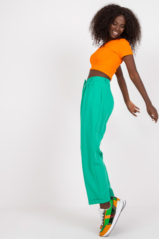 Rohelised taskutega riidest...