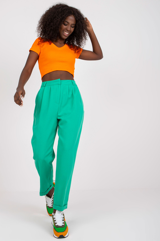 Rohelised taskutega riidest...