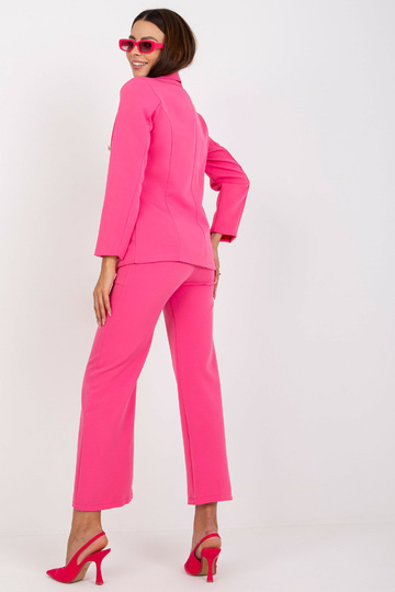 Tumeroosa kaherealise... 2