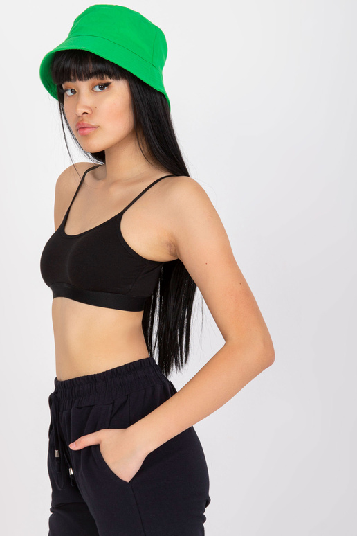 Must sportlik crop top jäigastatud... Must sportlik crop top jäigastatud...