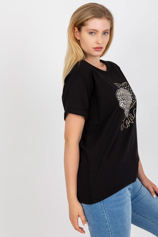 Must puuvillane suures suuruses...