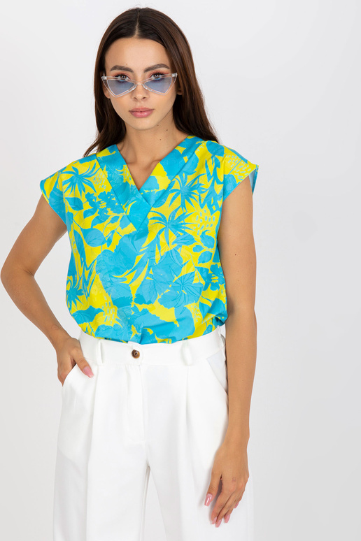 Sinine ja kollane pluus trükise ja... Sinine ja kollane pluus trükise ja...