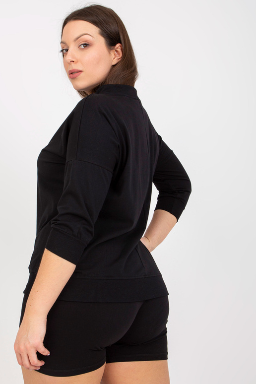 Must vabaaja suures suuruses...