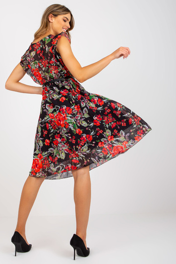 Must ja punane lilleline... 2