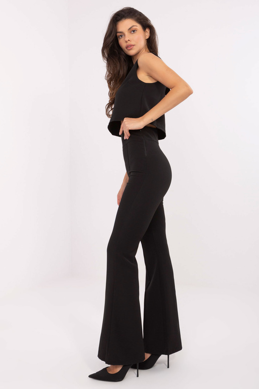 Must elegantne kõrge vöökohaga... Must elegantne kõrge vöökohaga...