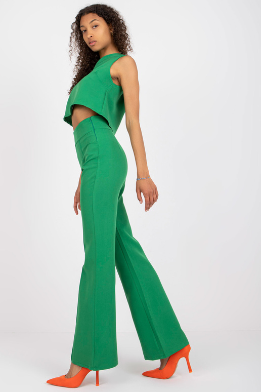 Roheline kaheosaline kõrge vöökohaga... Roheline kaheosaline kõrge vöökohaga...