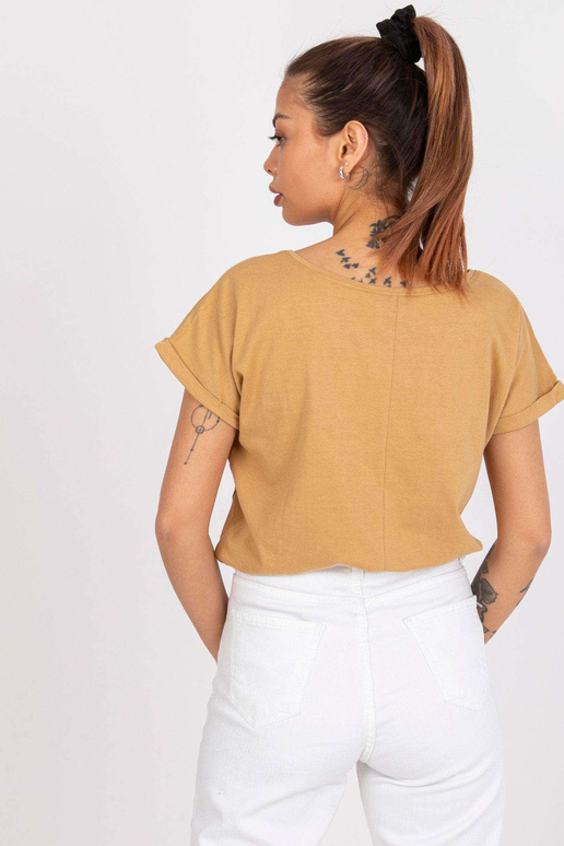 Ventura kaameli lahtine t-särk Ventura kaameli lahtine t-särk