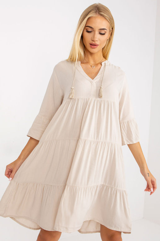 Helebeež oversize kleit volangide ja... Helebeež oversize kleit volangide ja...