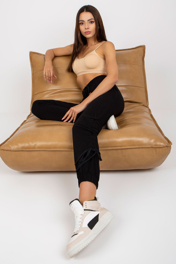 Mustad puuvillased...