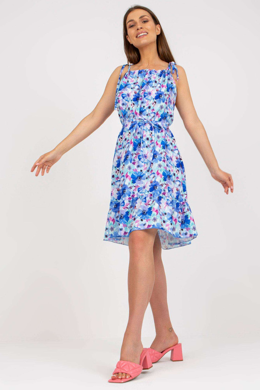 Valge ja sinine volangrihmadega kleit...