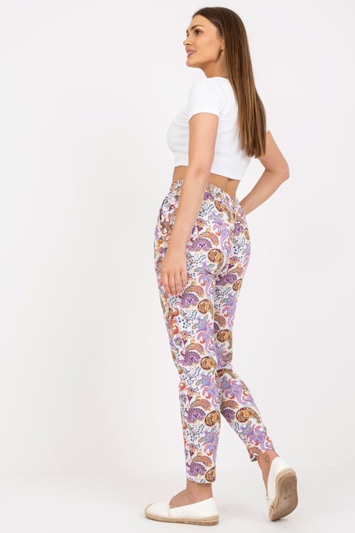 SUBLEVEL mustritega materjalist...