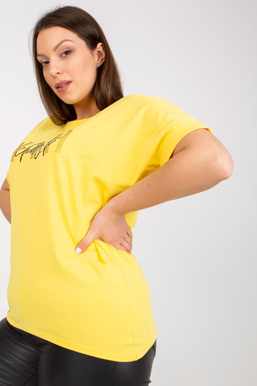 Kollane pluss suuruses...