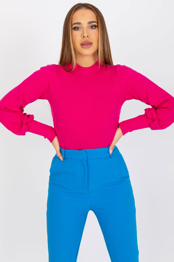 Fuksia tooniga liibuv... 2