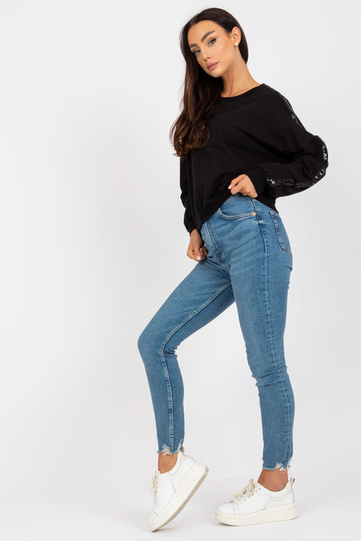 Litritega varrukatel must kapuuts RUE... Litritega varrukatel must kapuuts RUE...