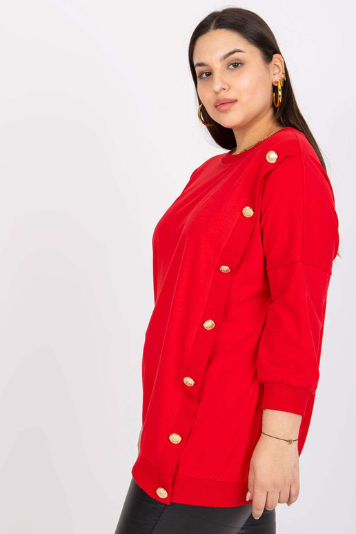 Punane ümara kaelusega pluss suuruses...