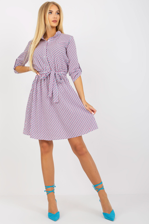 Valge ja roosa prindiga vabaajakleit Valge ja roosa prindiga vabaajakleit