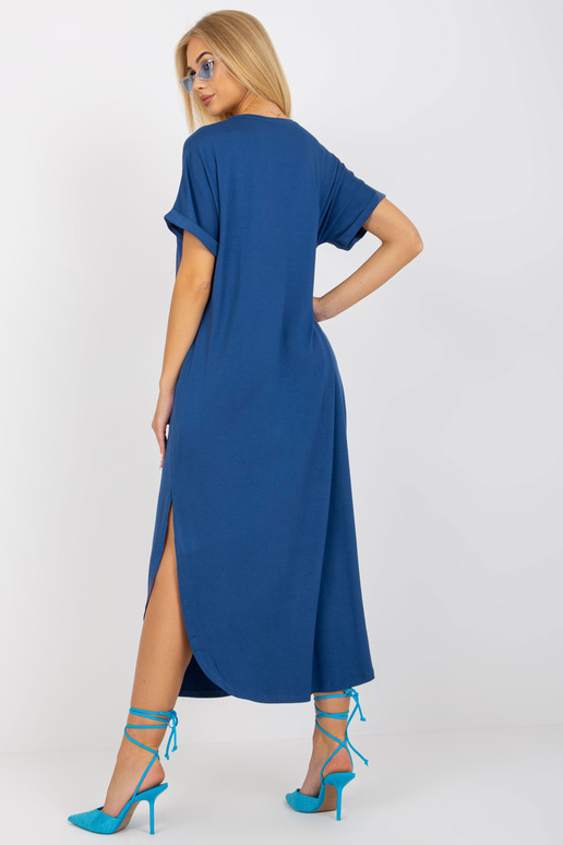 Tumesinine ülisuur puuvillane kleit... Tumesinine ülisuur puuvillane kleit...