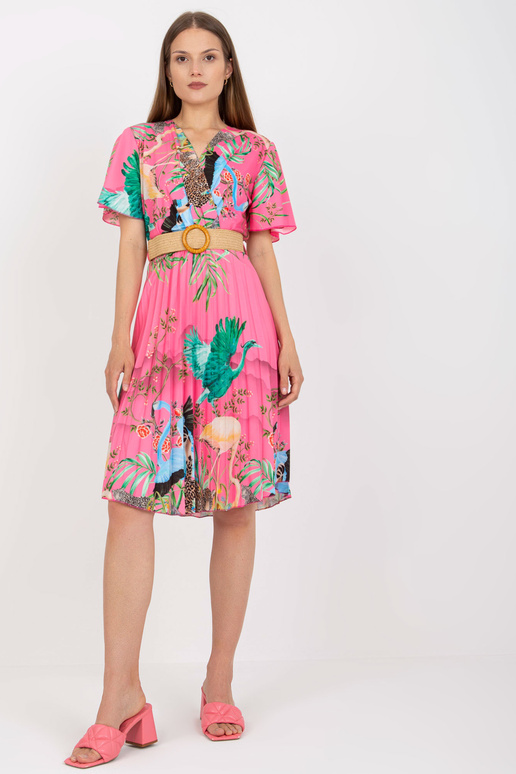 Roosa trükiste ja plisseeritud suvekleit