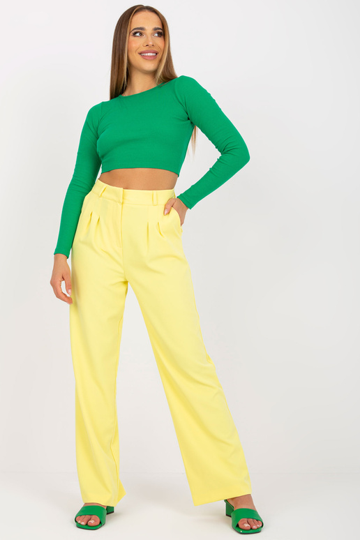 Helekollasest kangast taskutega...