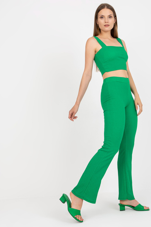 Roheline naiste vabaaja komplekt... Roheline naiste vabaaja komplekt...