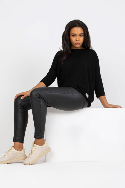 Must tavaline pluss suuruses 3/4...