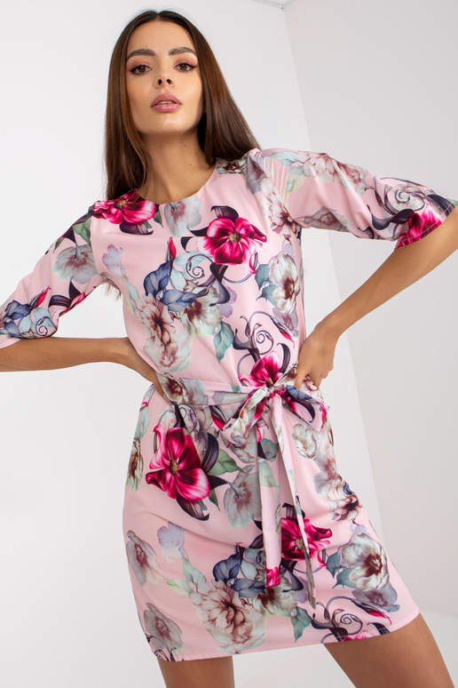 Heleroosa lühike vööga kokteilikleit