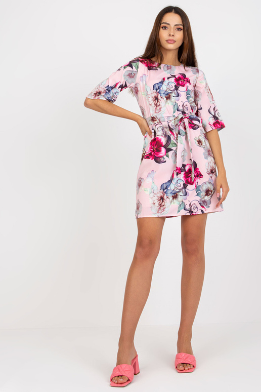 Heleroosa lühike vööga kokteilikleit