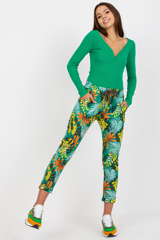 Rohelise mustriga taskutega dressipüksid