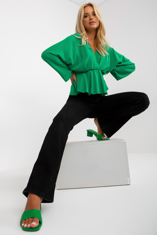 Raquela roheline ühesuuruse pikkade...