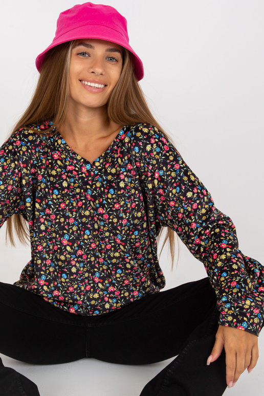 Must veluurist lilleline pluus...