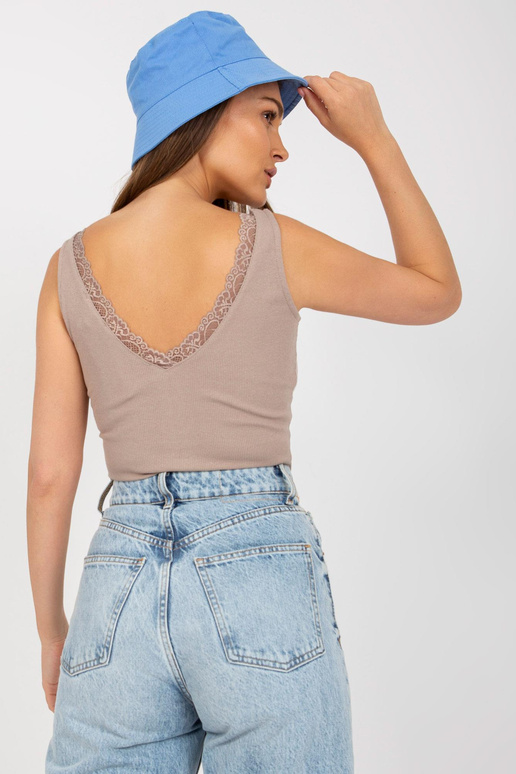 Tumebeež soonik V-kaelusega põhitopp...